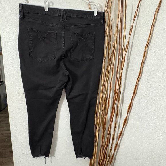 Good American Good Waist Crop Skinny Black Plus Size 20 Distressed Hem - Picture 7 of 10